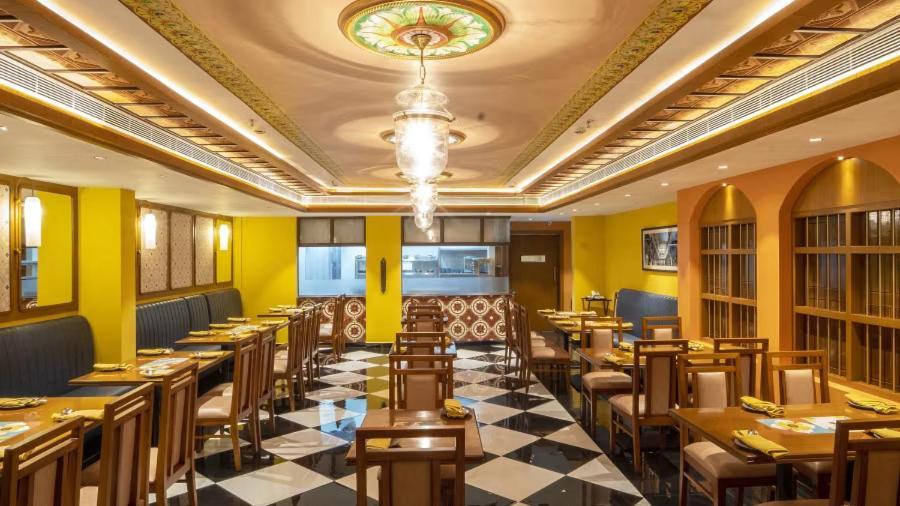 Hotel Aadithya Chennai Exterior photo